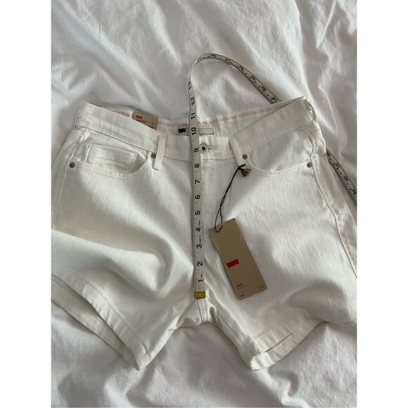 Levi’s NWT new white mid rise denim jean shorts women’s 6 - Picture 7 of 9